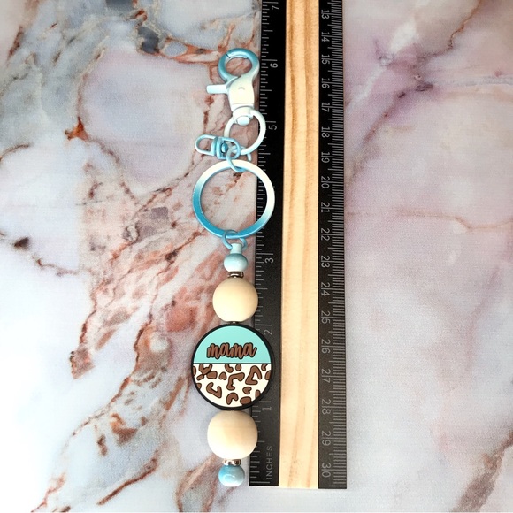 Handmade Keychain Mama with Brown Leopard Print & Wooden Beads - Picture 4 of 4